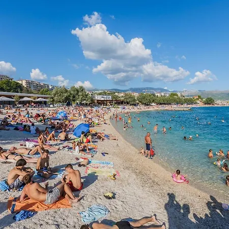 With Wifi - 11680 Split